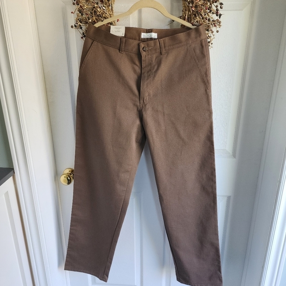 NWT Denver Hayes Nanotex Spill Resistant Wrinkle Resistant Khakis Brown 30x32 - Picture 1 of 11